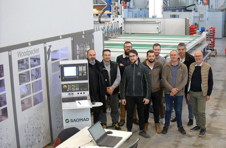 Saomad Woodpecker machining centre for French customer Sofamec - 1